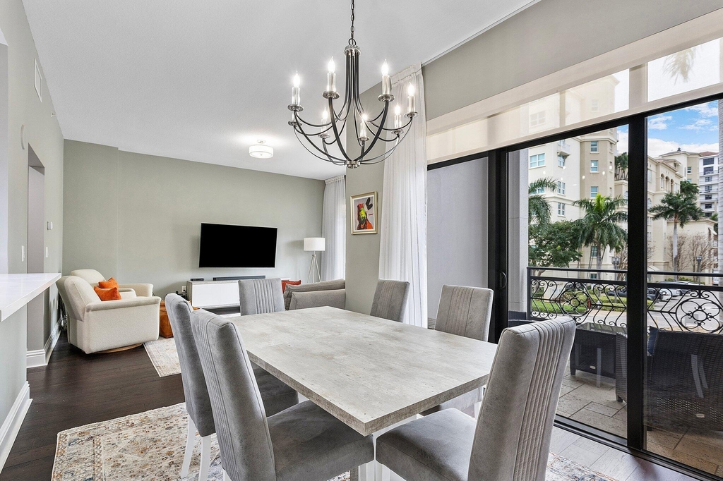 200 E Palmetto Park Road - Photo 4