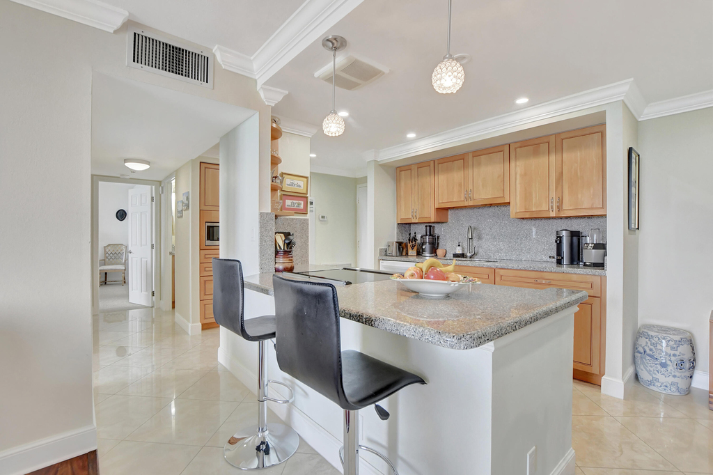 2121 N Ocean Boulevard - Photo 6