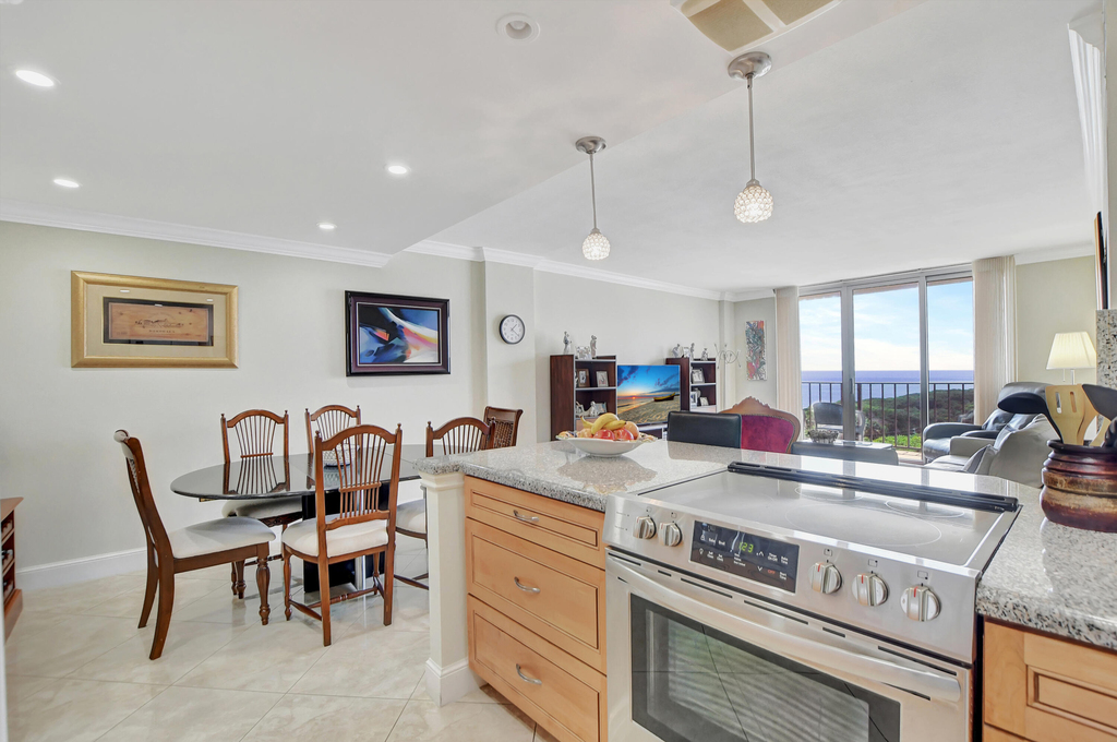 2121 N Ocean Boulevard - Photo 12