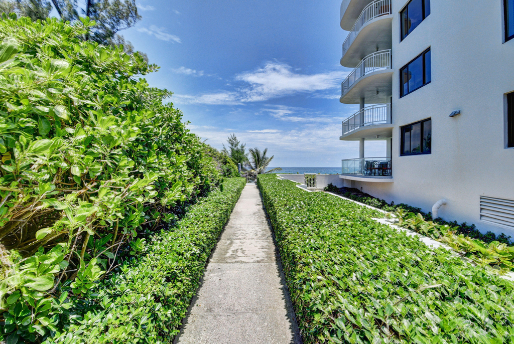 2121 N Ocean Boulevard - Photo 48