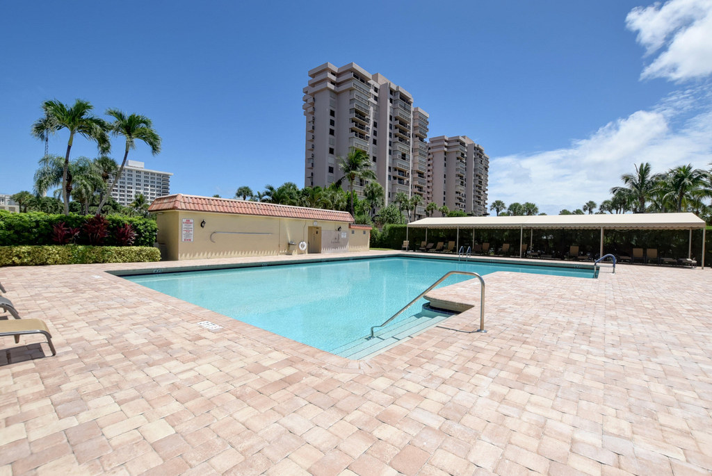 2121 N Ocean Boulevard - Photo 34