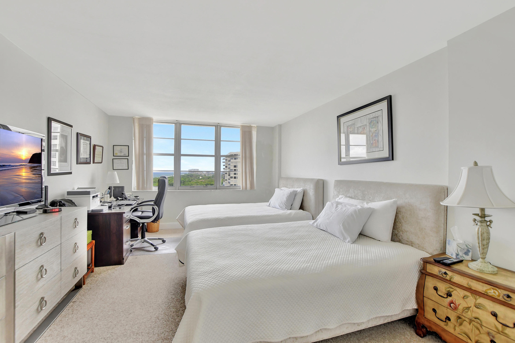 2121 N Ocean Boulevard - Photo 17