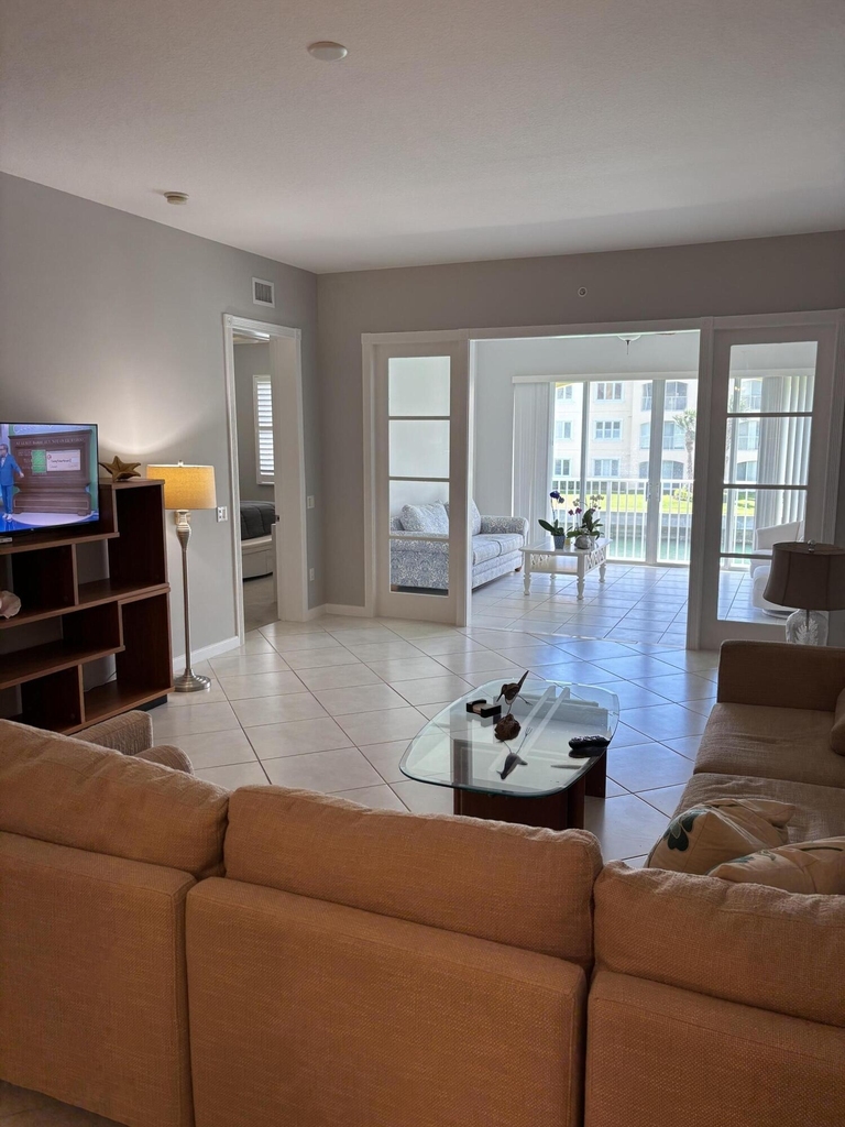 6 E Harbour Isle Dr Drive E - Photo 12