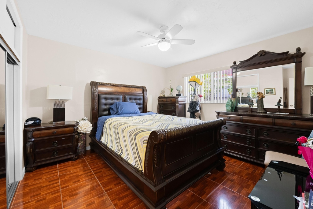 7649 Kismet Street - Photo 18