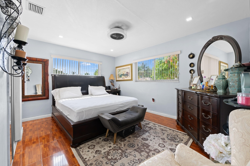 7649 Kismet Street - Photo 12