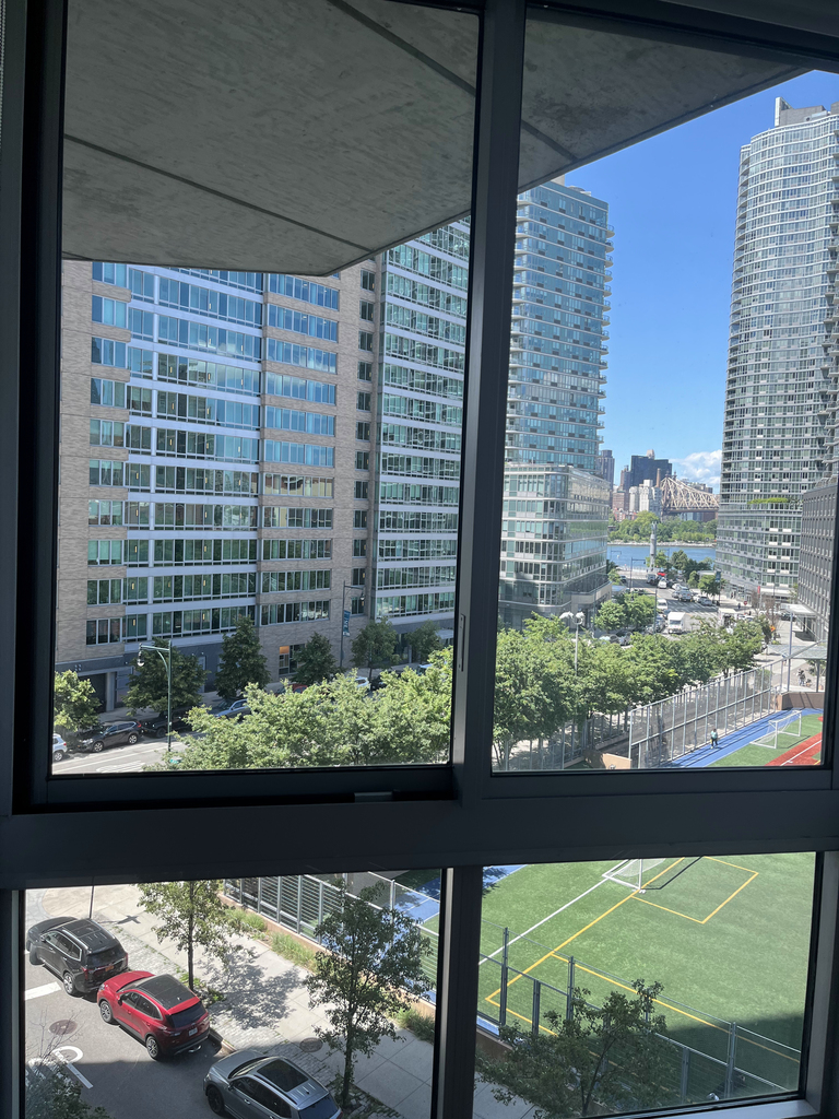 Center Boulevard - Photo 10