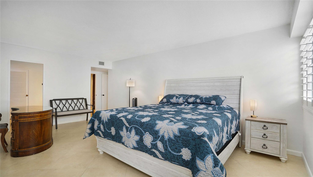 3430 Galt Ocean Drive - Photo 26