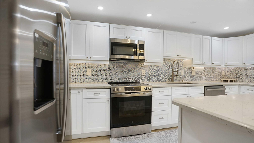 3430 Galt Ocean Drive - Photo 19