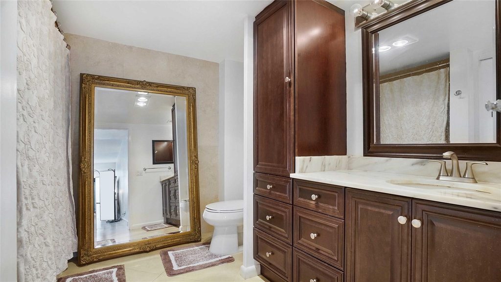 3430 Galt Ocean Drive - Photo 32