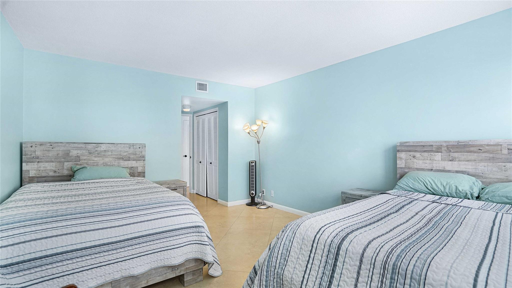 3430 Galt Ocean Drive - Photo 41
