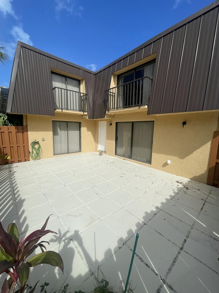 5881 Se Windsong Lane - Photo 3
