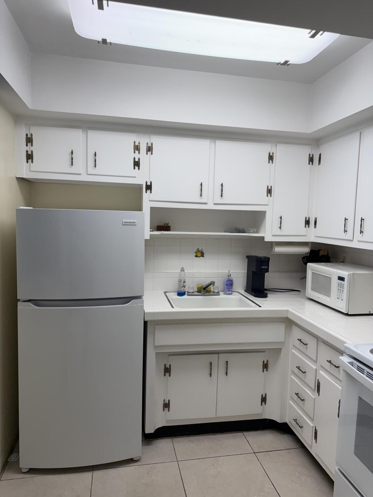 2841 Ne 32nd Street - Photo 25