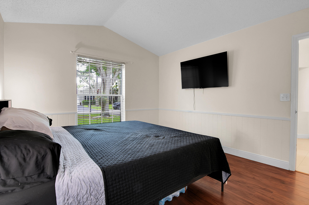 7705 Forest Green Lane - Photo 21