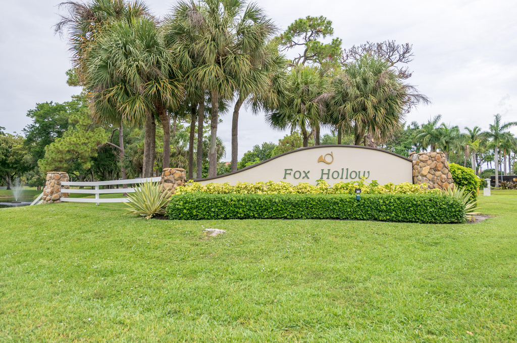 7705 Forest Green Lane - Photo 30