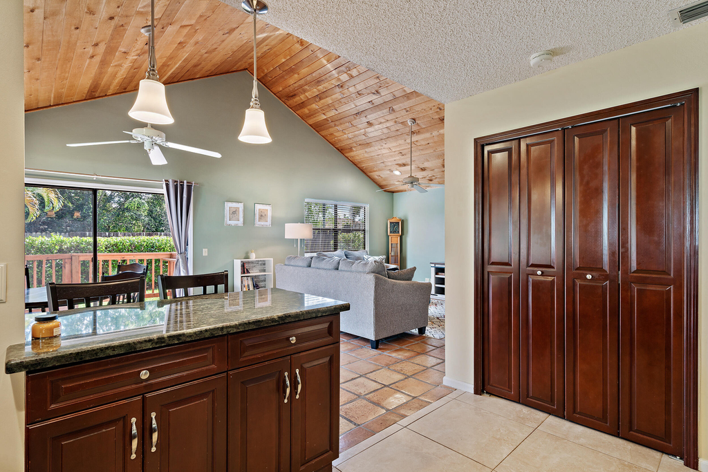 500 Oak Shadow Way - Photo 7