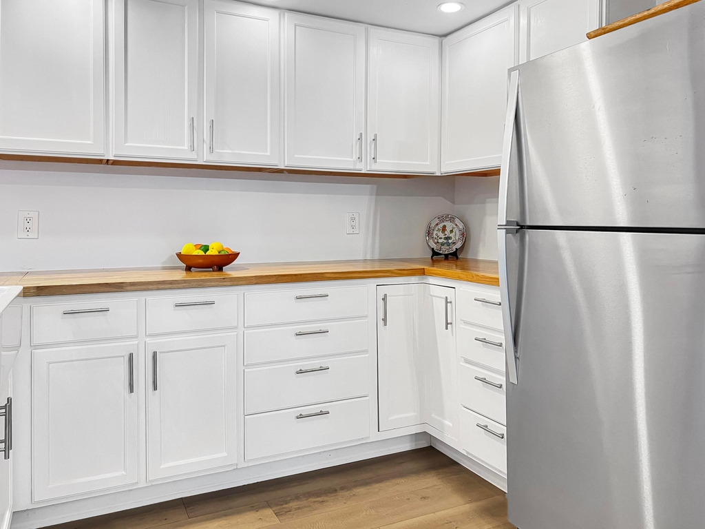 1202 N Andrews Avenue - Photo 2