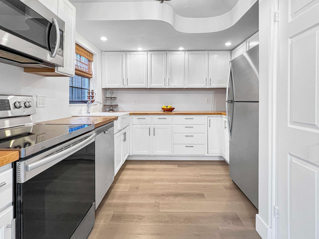 1202 N Andrews Avenue - Photo 16