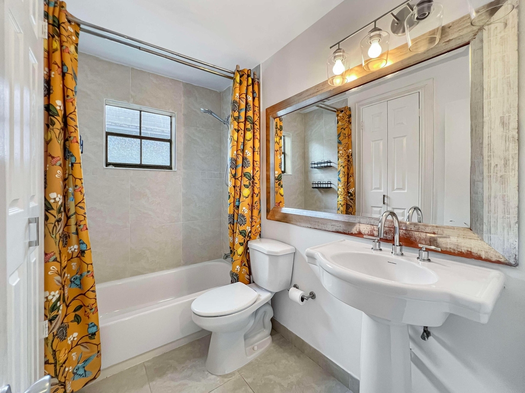 1202 N Andrews Avenue - Photo 6