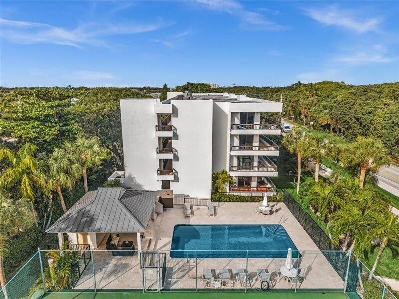 277 N Ocean Boulevard - Photo 3