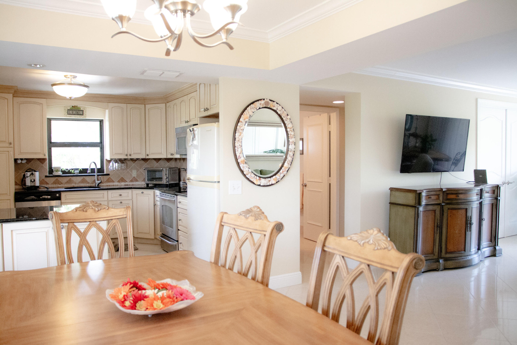 277 N Ocean Boulevard - Photo 8