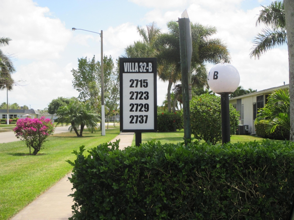 2715 Emory Drive E - Photo 4