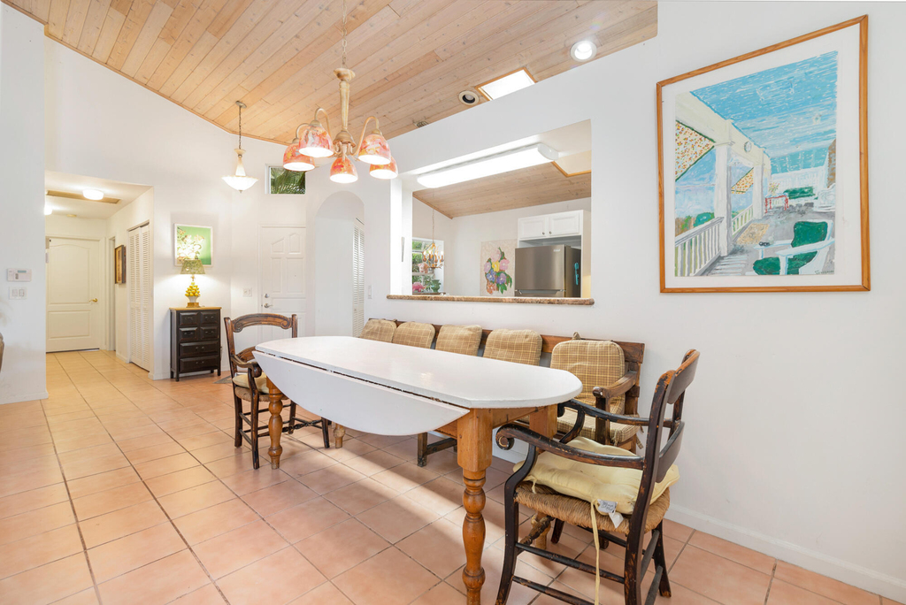 9358 Heathridge Drive - Photo 8