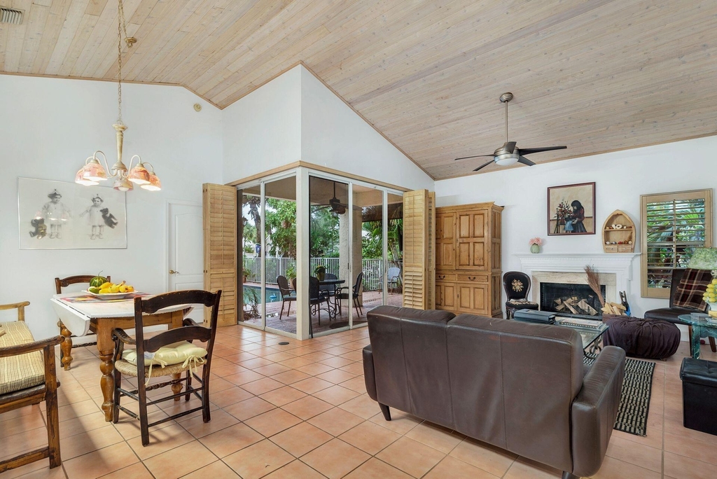 9358 Heathridge Drive - Photo 1