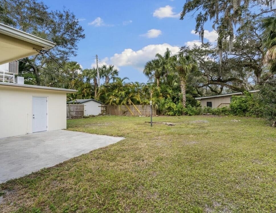 515 Cypress Road - Photo 5