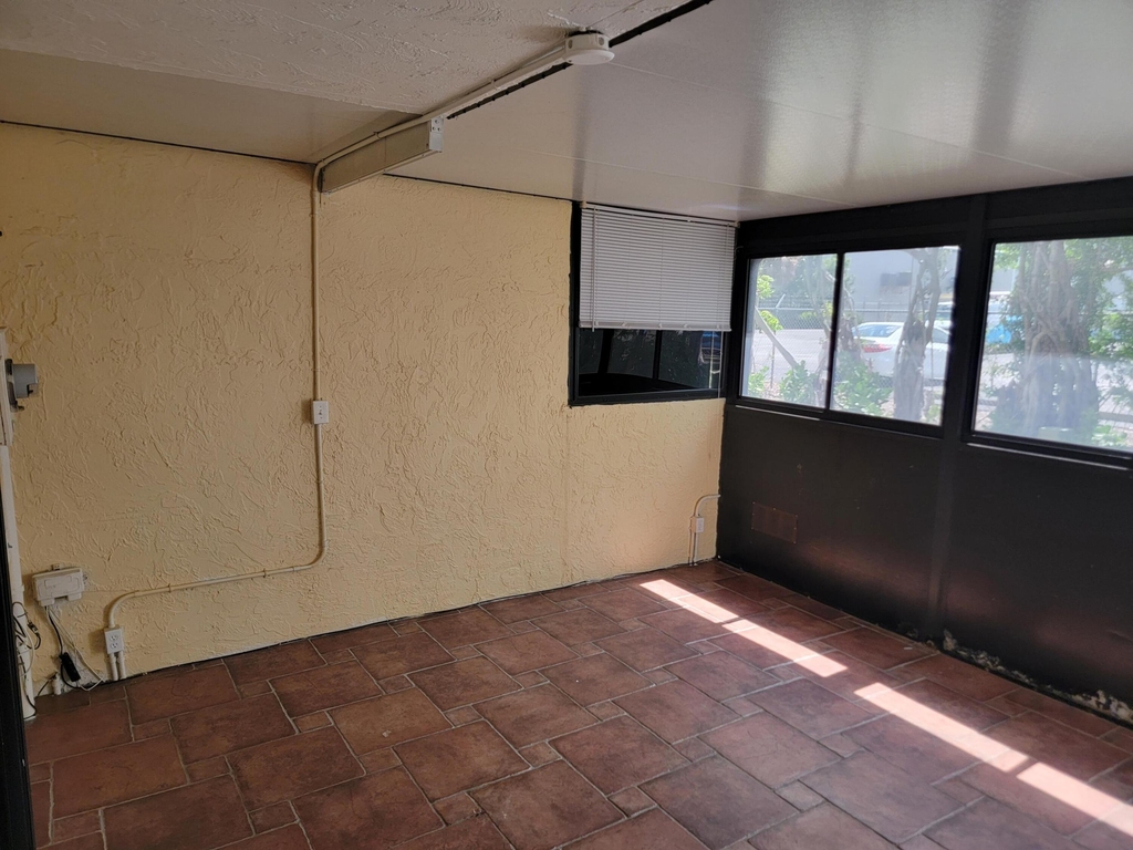 791 Se 1st Way - Photo 1
