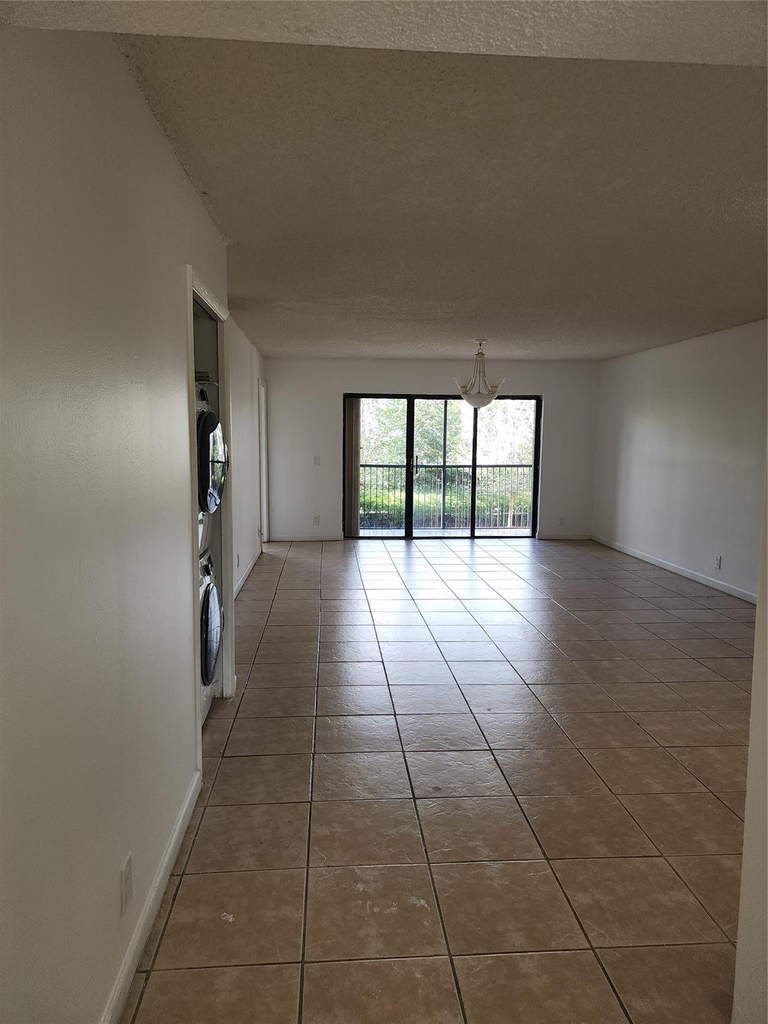 390 Racquet Club Road - Photo 4