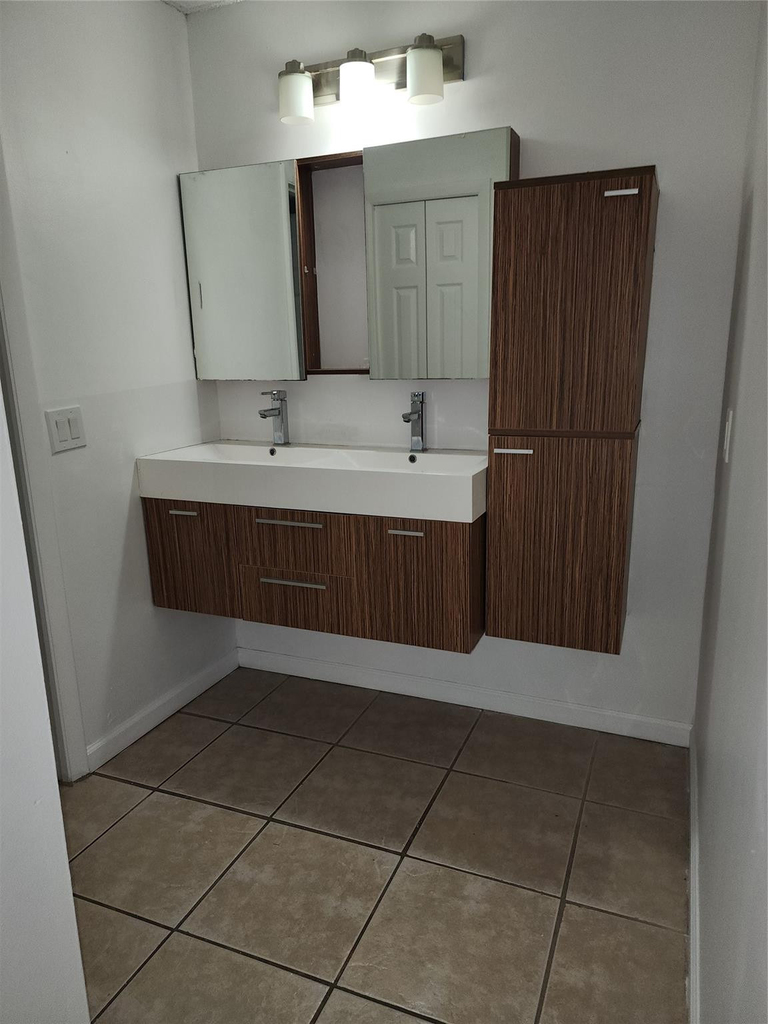 390 Racquet Club Road - Photo 6