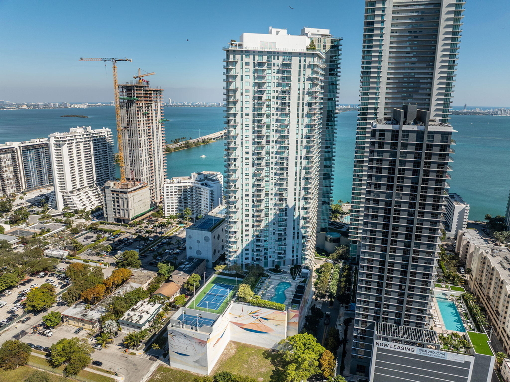 501 Ne 31 Street - Photo 47