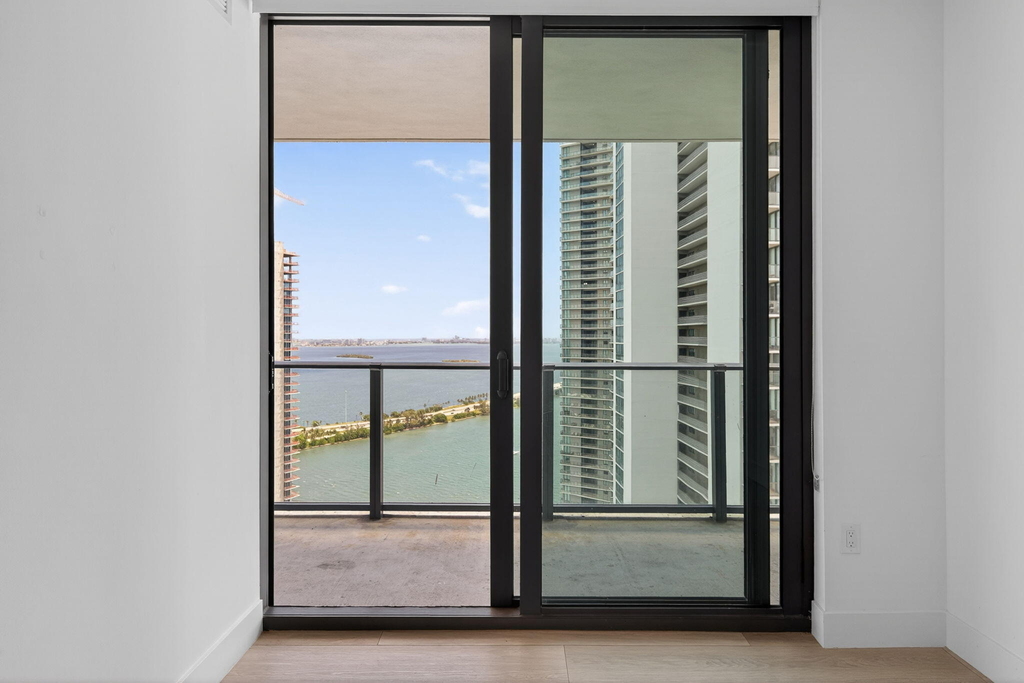 501 Ne 31 Street - Photo 18