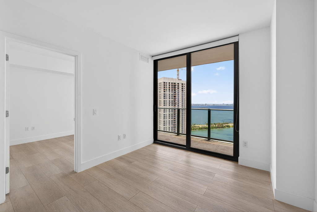 501 Ne 31 Street - Photo 16