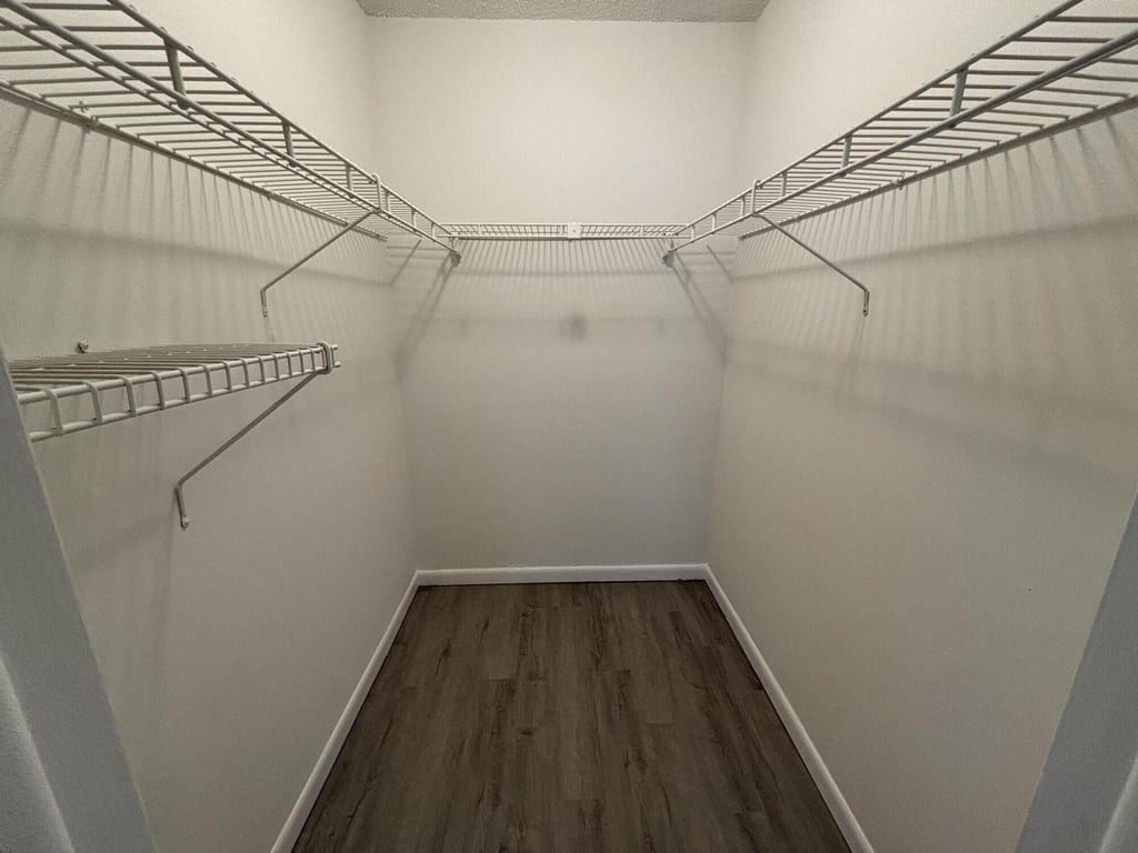 1112 Lake Terrace - Photo 12