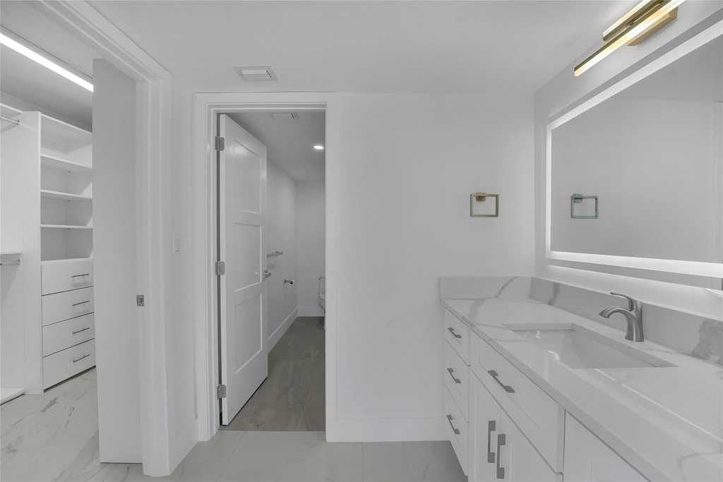 3900 Galt Ocean Drive - Photo 38