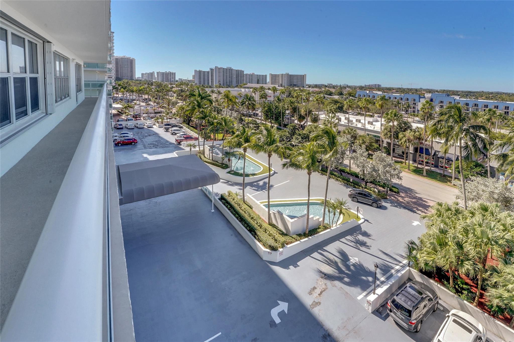 3900 Galt Ocean Drive - Photo 47