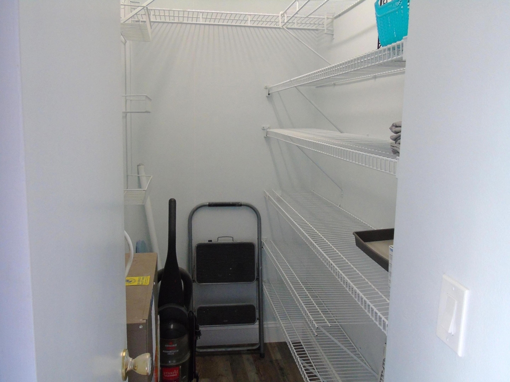 309 Circle Drive S - Photo 19