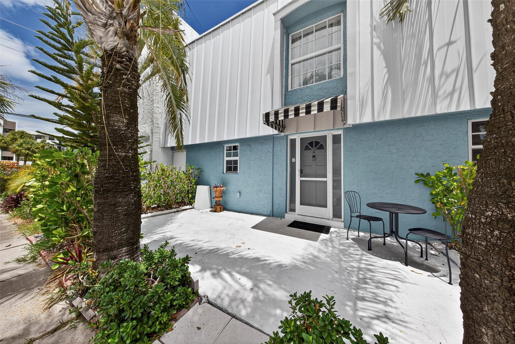 2708 Ne 14th Street Causeway - Photo 77