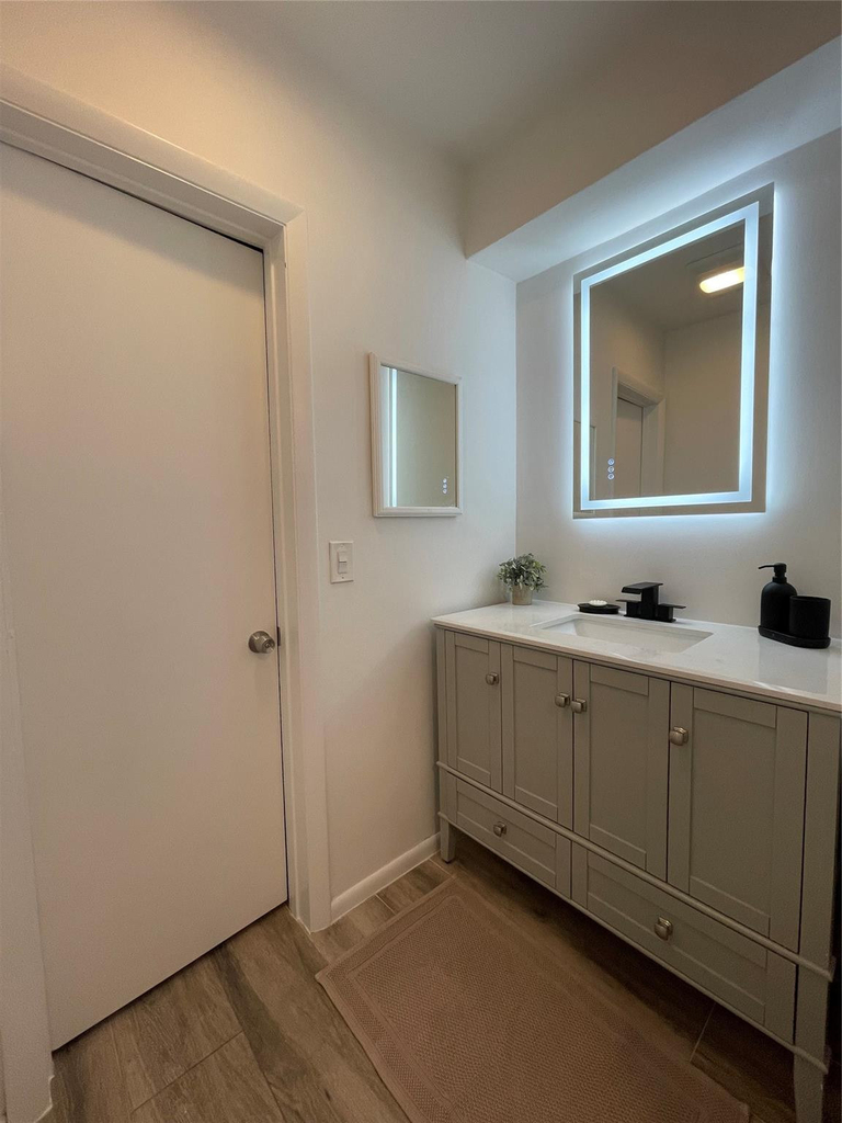2708 Ne 14th Street Causeway - Photo 52