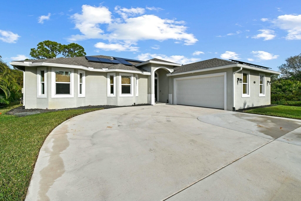 3214 Sw Constellation Road - Photo 0