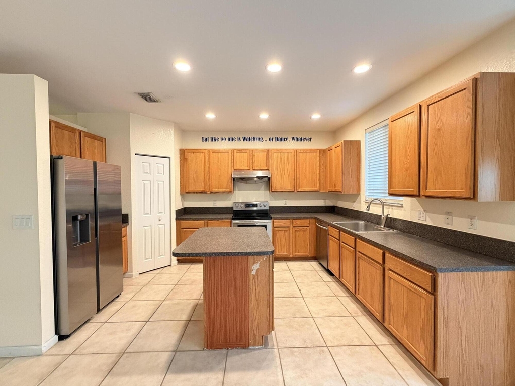 2789 S Evergreen Circle - Photo 1