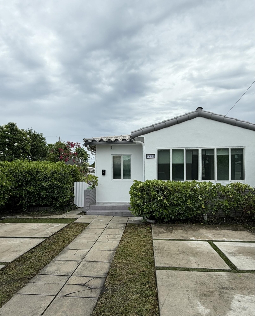 1830 Garfield Street - Photo 1