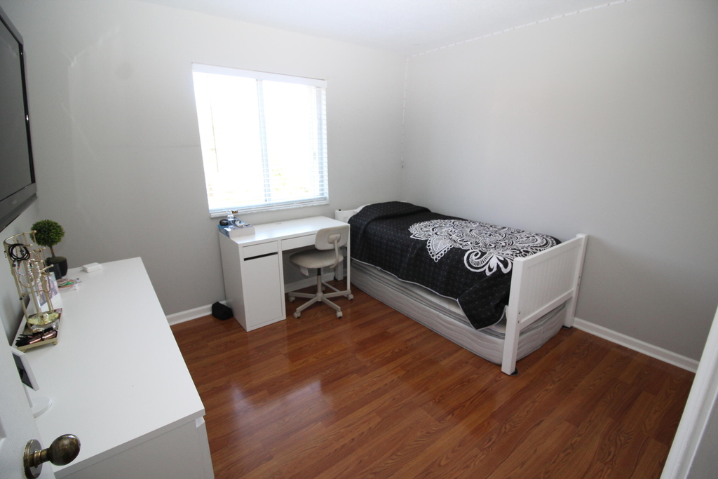 1396 Banyan Way - Photo 10