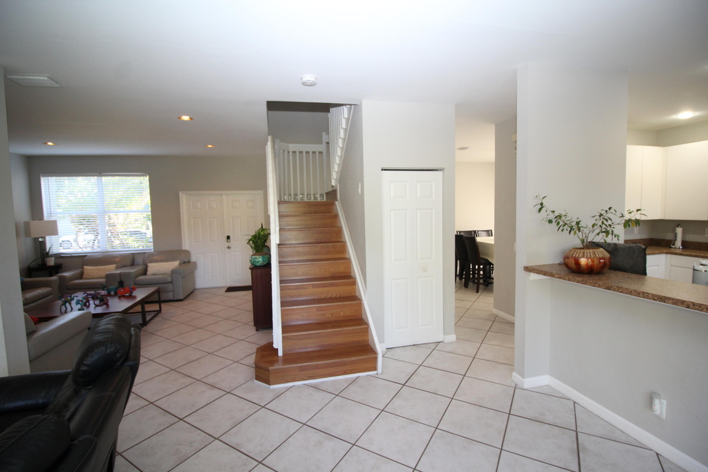 1396 Banyan Way - Photo 3