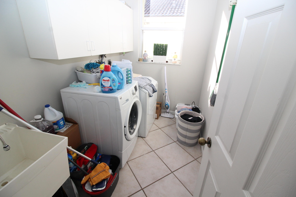 1396 Banyan Way - Photo 20