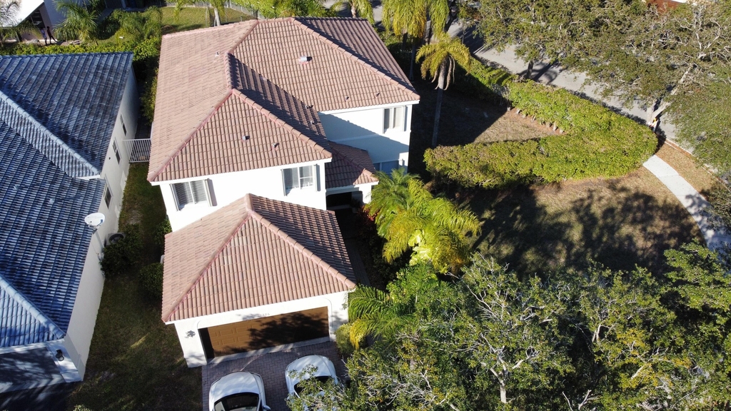 1396 Banyan Way - Photo 2
