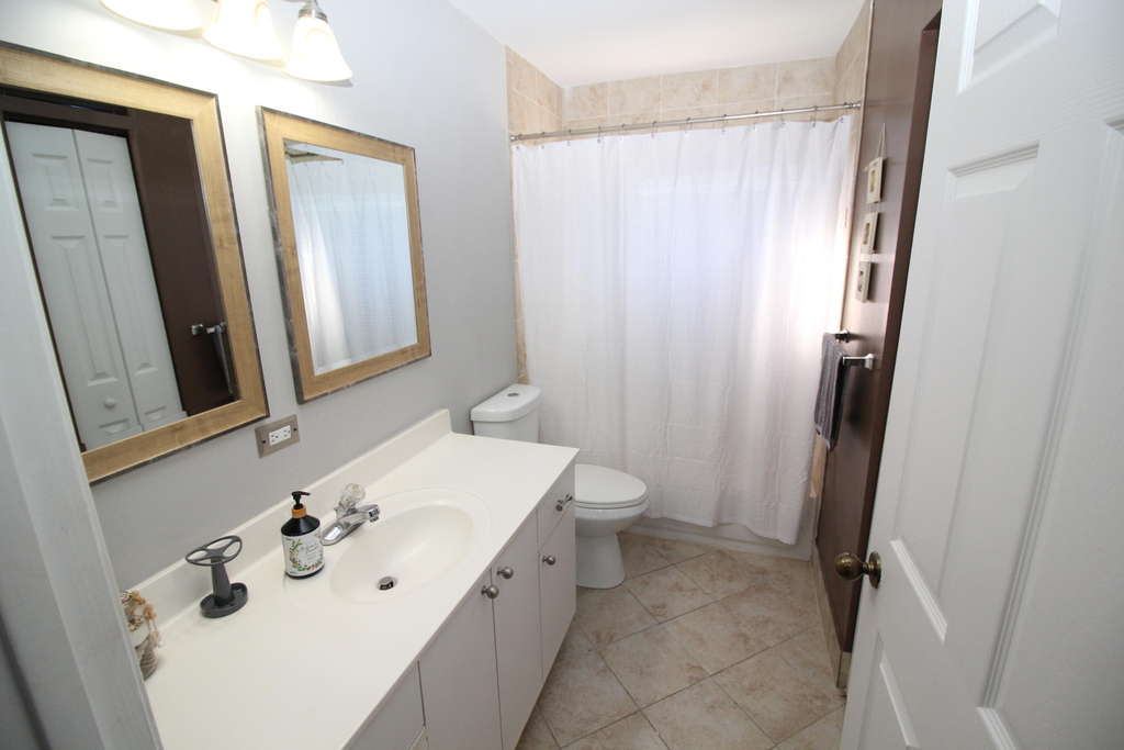 1396 Banyan Way - Photo 15
