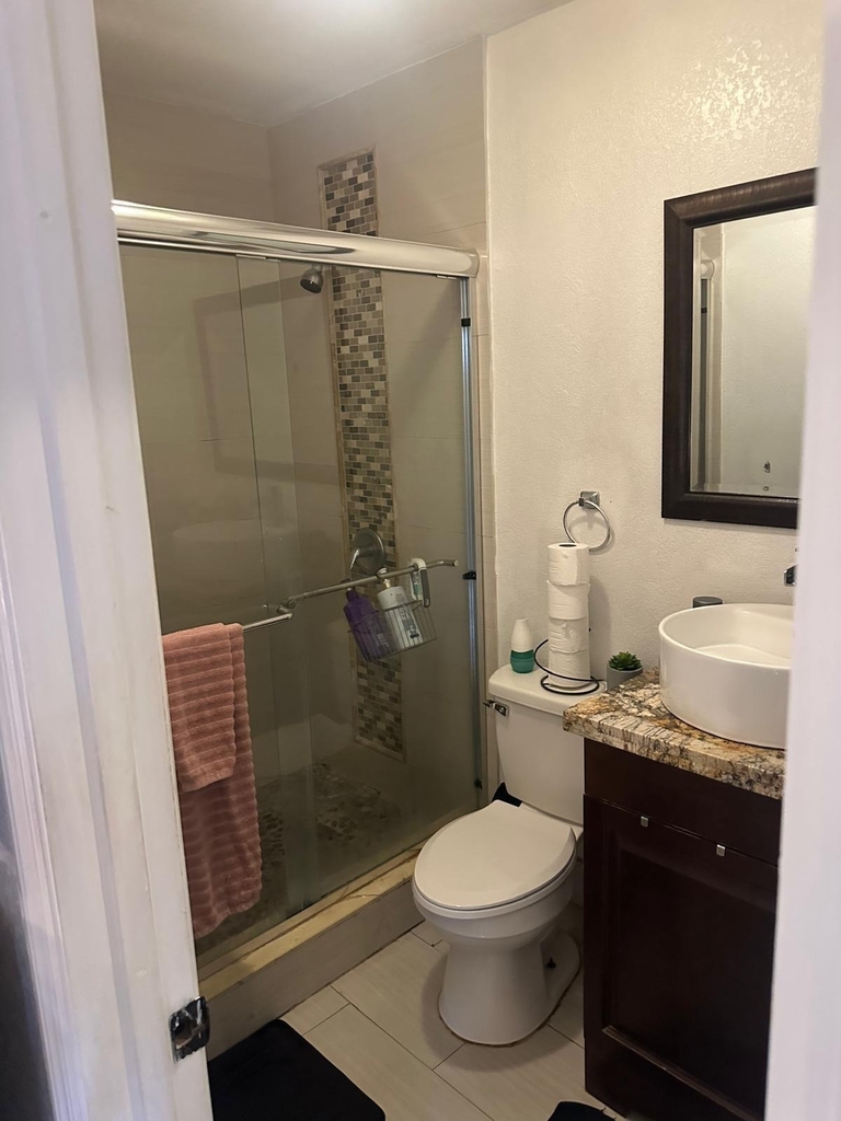 1420 N 70th Avenue - Photo 16