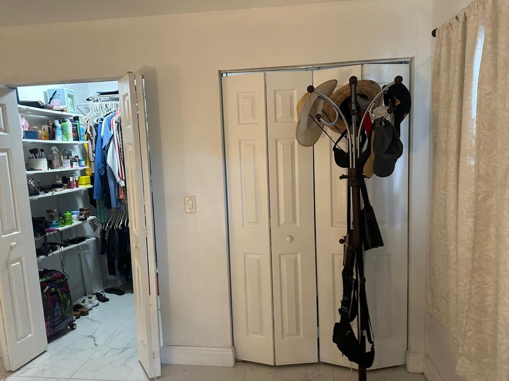 1420 N 70th Avenue - Photo 10